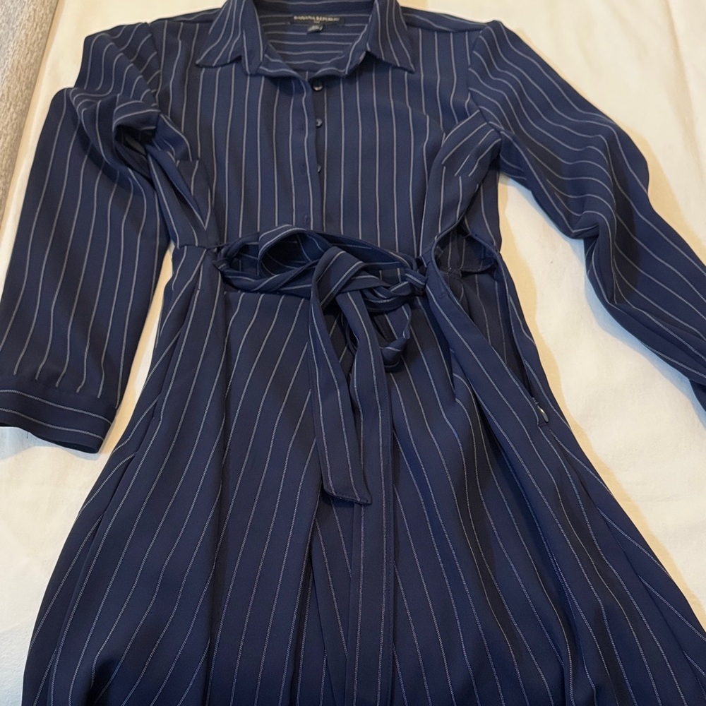 Banana Republic Navy Pinstripe Long Sleeve Dress